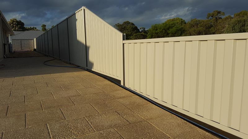 Colorbond Fencing Installed on the side of house