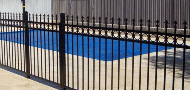 photo of swimming pool fencing