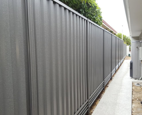 How Long Does Colorbond Fencing Last